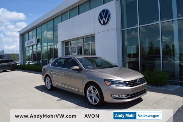Used 2015 Volkswagen Passat SEL Premium with VIN 1VWCV7A3XFC068200 for sale in Avon, IN